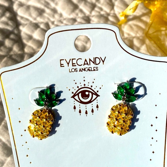 eye candy Jewelry - Eye Candy Pineapple Sparkling Dangle Post Back Earrings